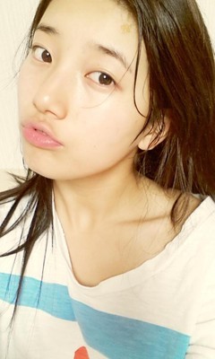 楊冪進軍營純素顏引熱議 允兒IU樸信惠宋慧喬等韓女星素顏也美翻【組圖】
