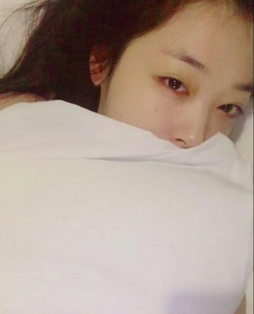 楊冪進(jìn)軍營純素顏引熱議 允兒IU樸信惠宋慧喬等韓女星素顏也美翻【組圖】