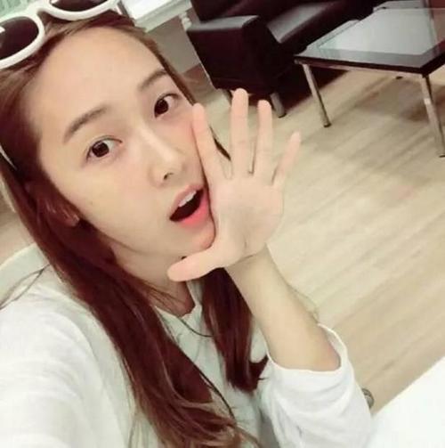 楊冪進(jìn)軍營純素顏引熱議 允兒IU樸信惠宋慧喬等韓女星素顏也美翻【組圖】