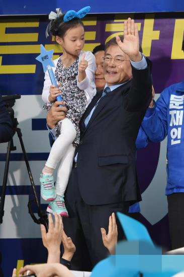 51磬ͬhy(tng)xF(xin)ܵh֮_չ^Ʊõ񱊟푑(yng)