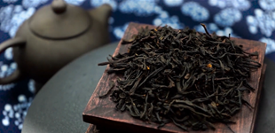 “茶和天下·中國(guó)銀行體驗(yàn)日”活動(dòng)在首爾成功舉辦           5月21日恰逢“國(guó)際茶日”，首爾中國(guó)文化中心攜手中國(guó)銀行首爾分行成功舉辦“茶和天下·中國(guó)銀行體驗(yàn)日”活動(dòng)。