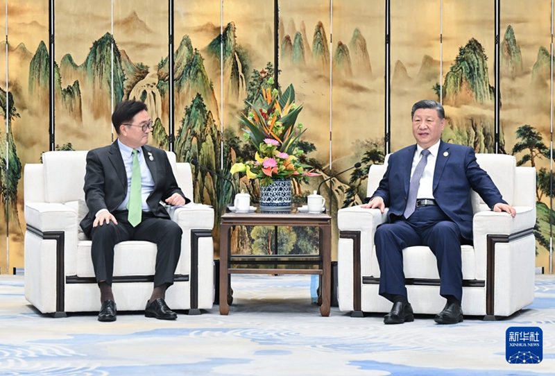 習近平會見韓國國會議長禹元植