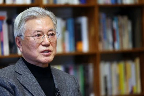 文在寅：為提拔尹錫悅為檢察總長感到后悔不已 對(duì)韓國國民感到歉疚