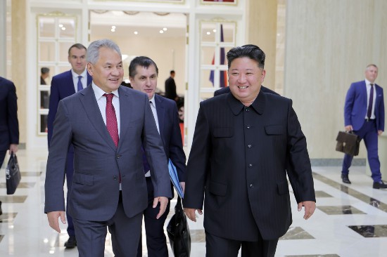 金正恩會見率團訪朝的俄聯(lián)邦安全會議秘書紹伊古